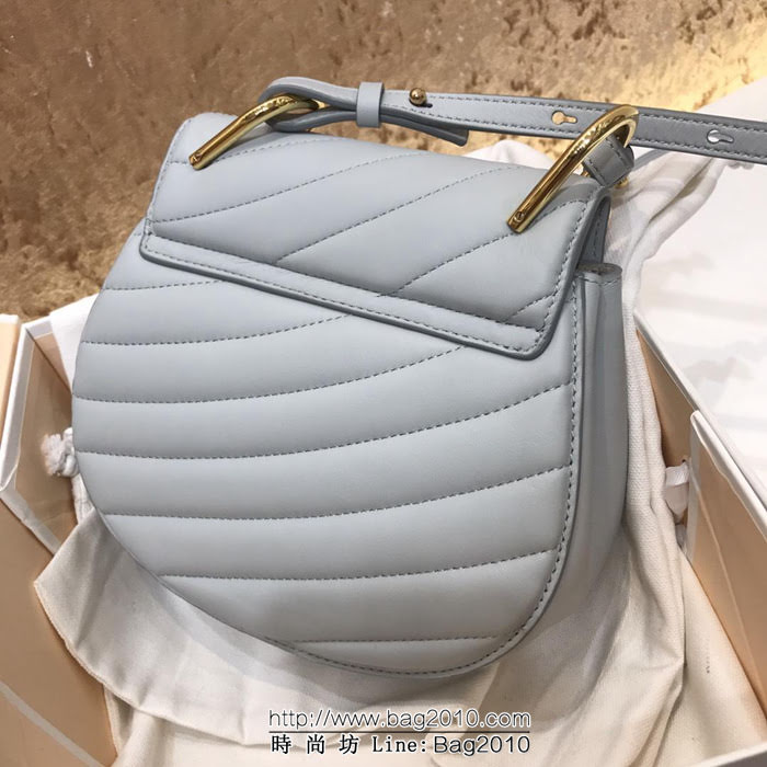 Chloe克洛伊 2018 最新一季春夏主打款 金屬圈手柄 小豬包  ypk1026